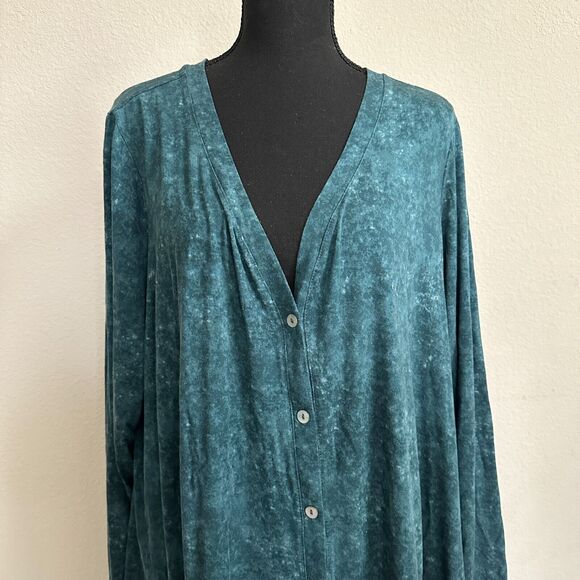 LOGO Lori Goldstein Cardigan 2X Plus Art to Wear Button Blue V Neck Acid Wash - Picture 2 of 9